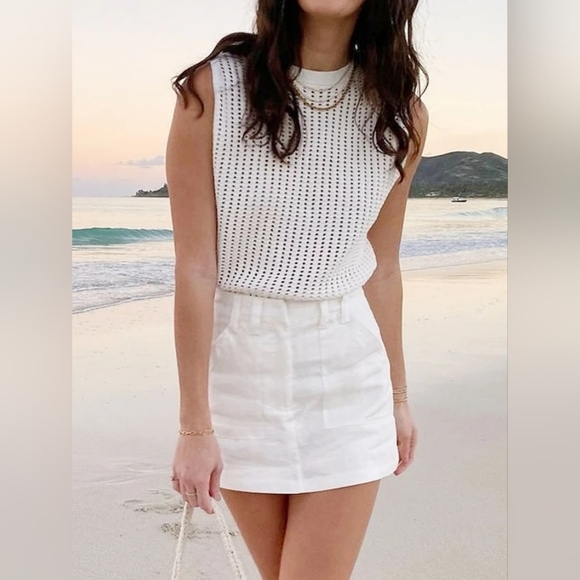 NWT White Knitted top.Small. - Picture 2 of 7